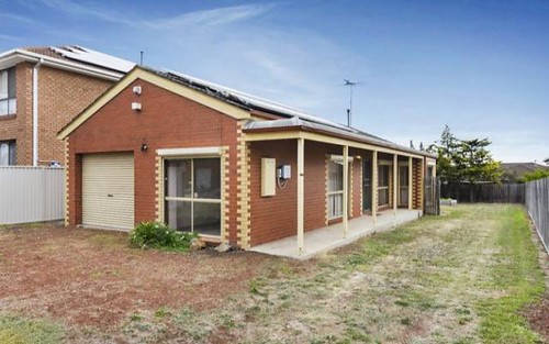 33 Dillwynia Place, Meadow Heights VIC