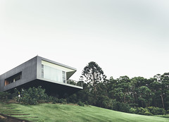 Stealth House в Квинсленде от Teeland Architects