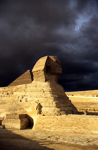 Ägypten 1999 (638) Kairo: Große Sphinx, Gizeh • <a style="font-size:0.8em;" href="http://www.flickr.com/photos/69570948@N04/32442546215/" target="_blank">Auf Flickr ansehen</a>
