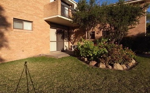 2/1 Clifford Street, Muswellbrook NSW 2333