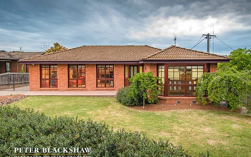 4 Olliff Place, Farrer ACT