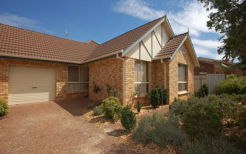 3b Dowell Place, Griffith NSW