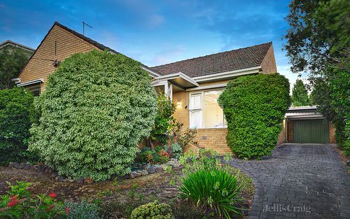 16 Frater St, Kew East VIC 3102