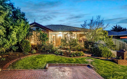 10 Mailrun Ct, Hoppers Crossing VIC 3029
