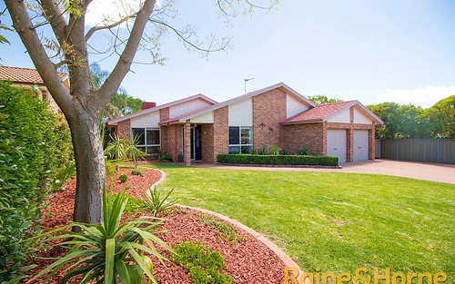3 Poidevin Place, Dubbo NSW