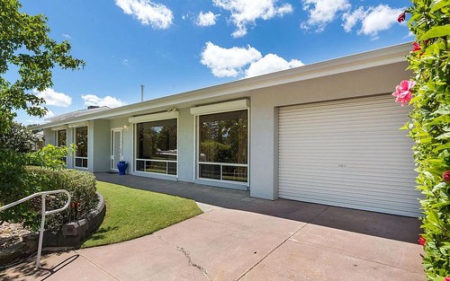 11 St Georges Terrace, Bellevue Heights SA 5050