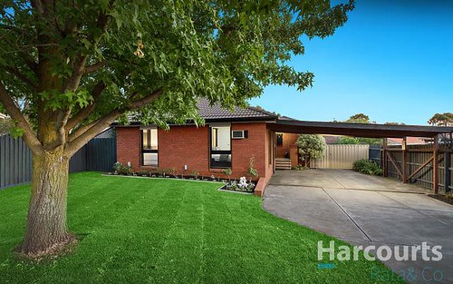 5 Newhaven Ct, Mill Park VIC 3082