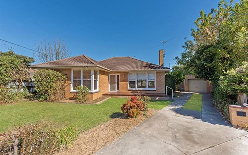 6 Perry Ct, Herne Hill VIC 3218