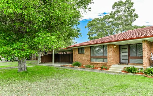 6 Cosmos Place, Macquarie Fields NSW 2564
