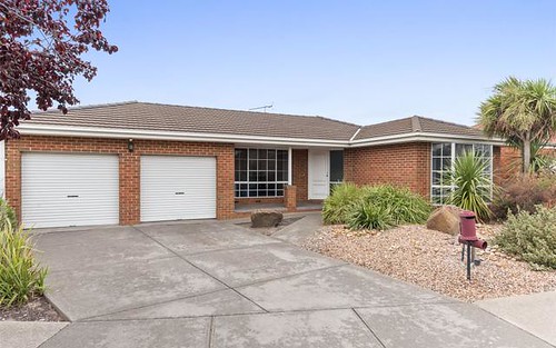 11 Hayes Ct, Lovely Banks VIC 3221