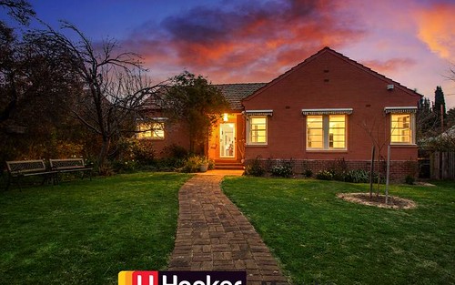 6 Meehan Gardens, Griffith ACT