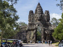 Puerta de entrada a la ciudad real de Angkor Thom, Camboya