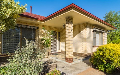 5 Gothic Rd, Bellevue Heights SA 5050