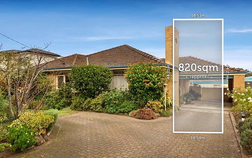 18 Maxia Rd, Doncaster East VIC 3109
