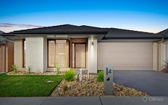 4 Emery Drive, Clyde North Vic