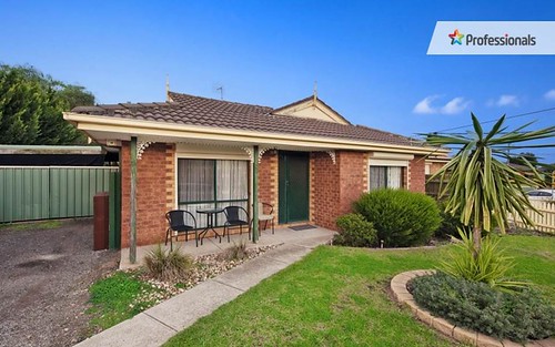 2 Quarrion Ct, Hoppers Crossing VIC 3029