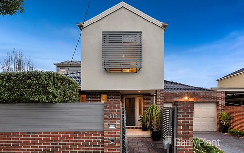 36 Westwood Dr, Bulleen VIC 3105