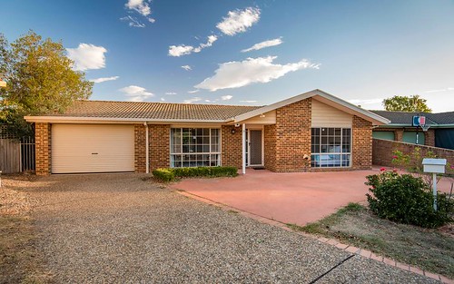 18 Huxley Place, Palmerston ACT