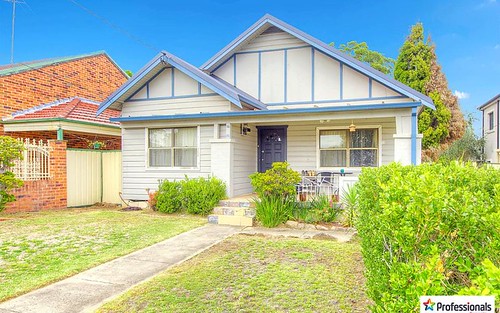 16 Rhodes Avenue, Guildford NSW 2161