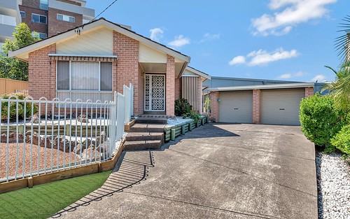 8 Barfil Cres, Wentworthville NSW 2145