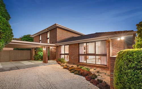 9 Moray Gr, Vermont South VIC 3133