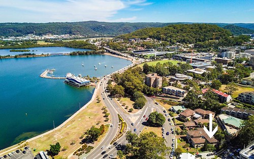 6/3-5 Gertrude Place, Gosford NSW 2250
