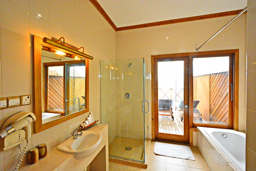 Water Villa - Bathroom