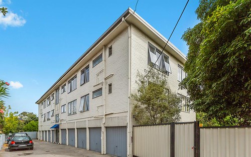 8/51 Napier Street, Footscray VIC