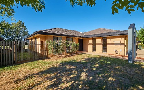 3/121 Streeton Drive, Stirling ACT