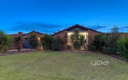 11 Rosemary Cl, Hoppers Crossing VIC 3029