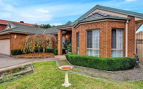 26 MONTE CARLO DRIVE, Avondale Heights VIC