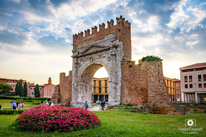 Arch of Augustus in Rimini<br/>© <a href="https://flickr.com/people/141950787@N02" target="_blank" rel="nofollow">141950787@N02</a> (<a href="https://flickr.com/photo.gne?id=42852931705" target="_blank" rel="nofollow">Flickr</a>)