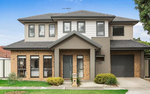 13 Brearley Pde, Pascoe Vale South VIC 3044