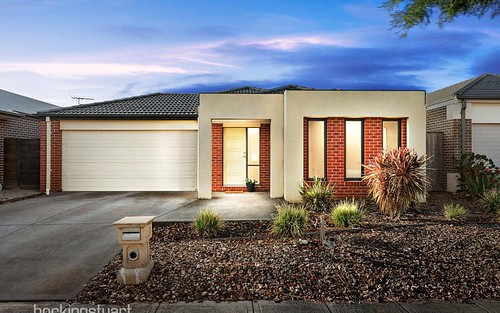 8 Adriatic Wy, Point Cook VIC 3030