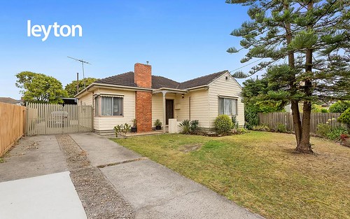4 Young Street, Springvale VIC