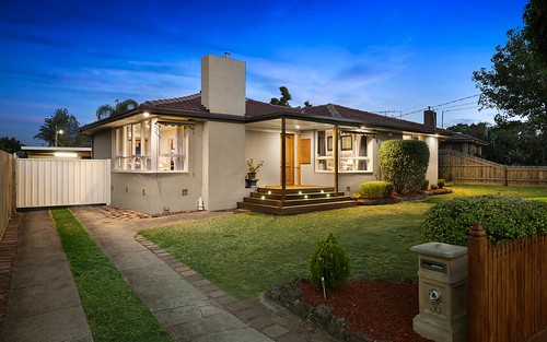30 Woolwich Dr, Mulgrave VIC 3170