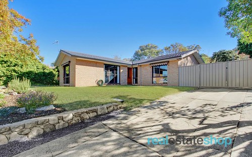 5 Inwood Place, Gowrie ACT