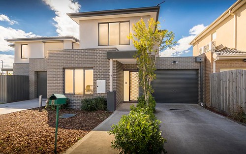 8 Rosamond Wy, Epping VIC 3076
