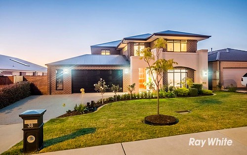 38 Macumba Drive, Clyde North VIC