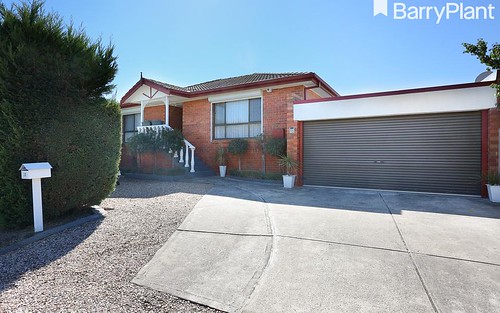 12 Goodenia Cl, Meadow Heights VIC 3048