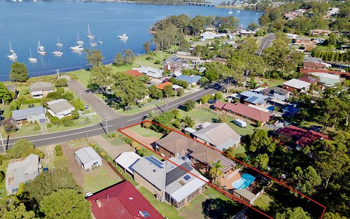 94 Bay Road, Bolton Point NSW